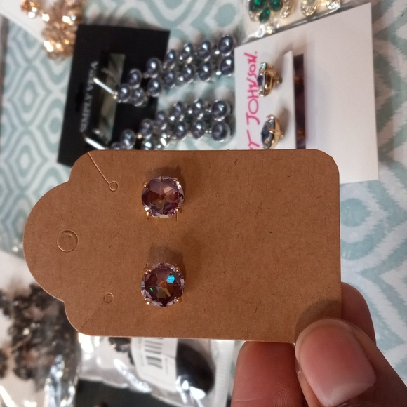 Betsey Johnson Stud Earrings - Picture 2 of 5